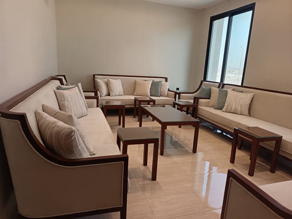 أطقم غرف نوم مستعملة للبيع