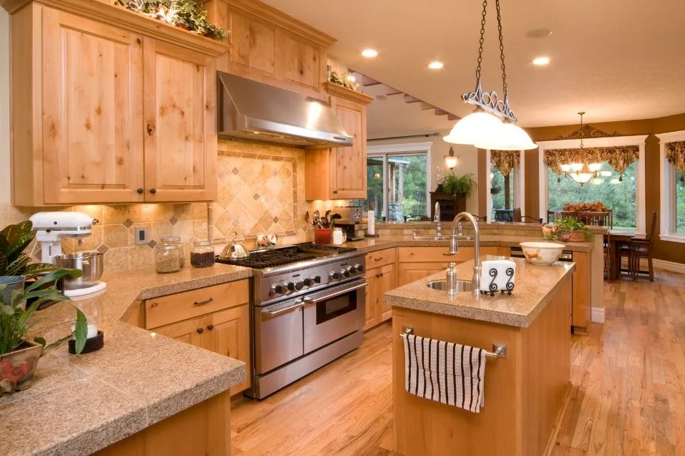 خزائن مطبخ خشبية