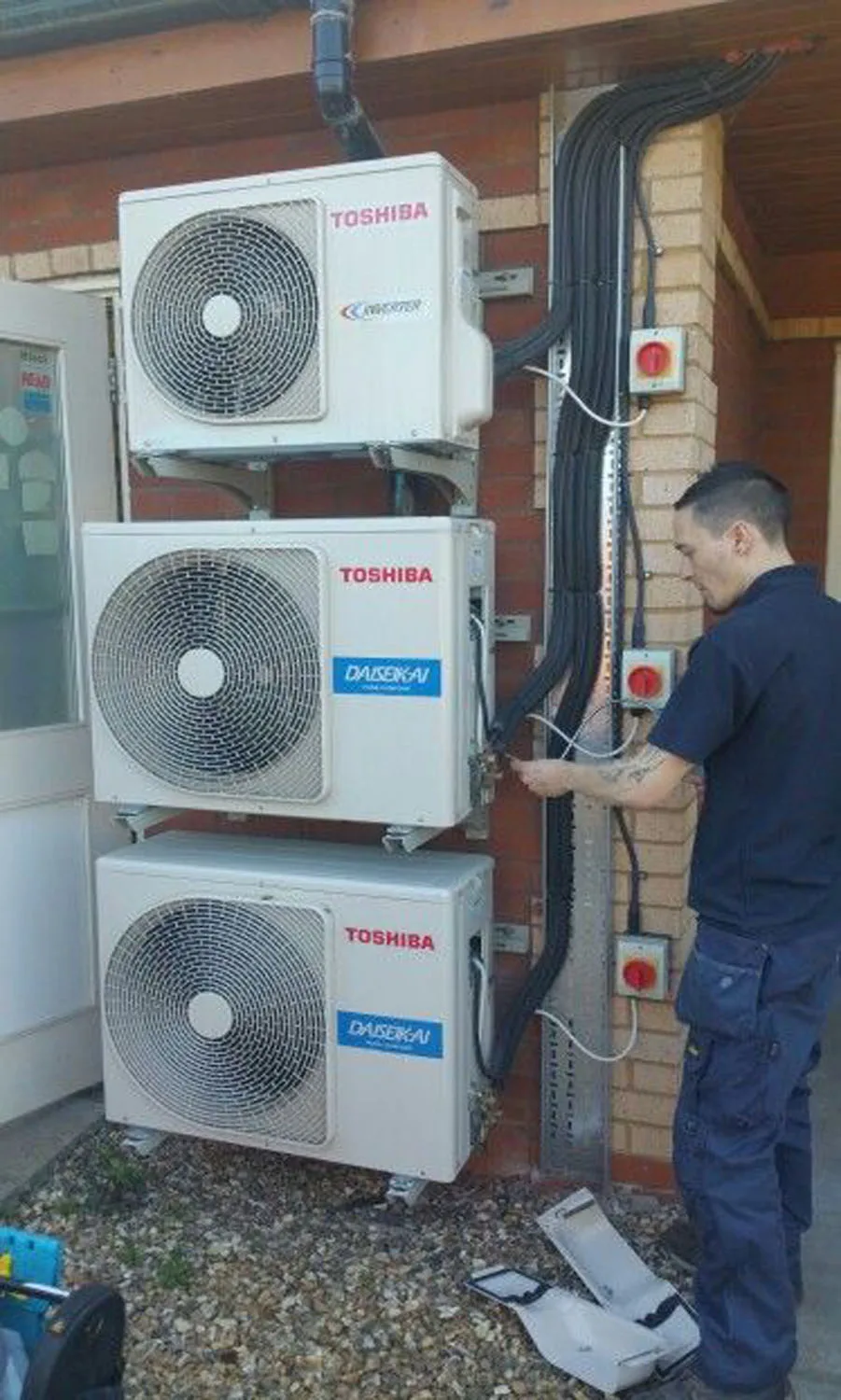 نشتري جميع أنواع المكيفات في الدمام​